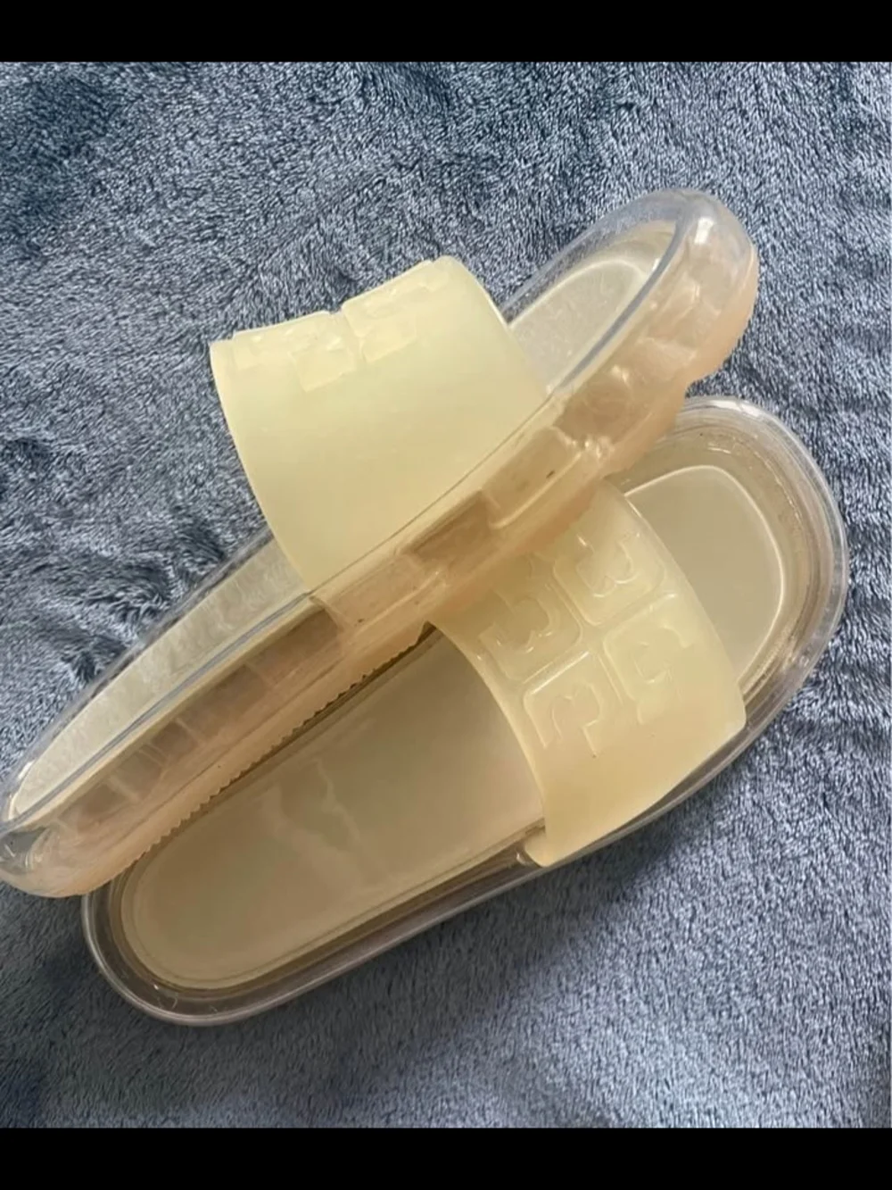 Tory Burch Translucent Cream Logo Slides